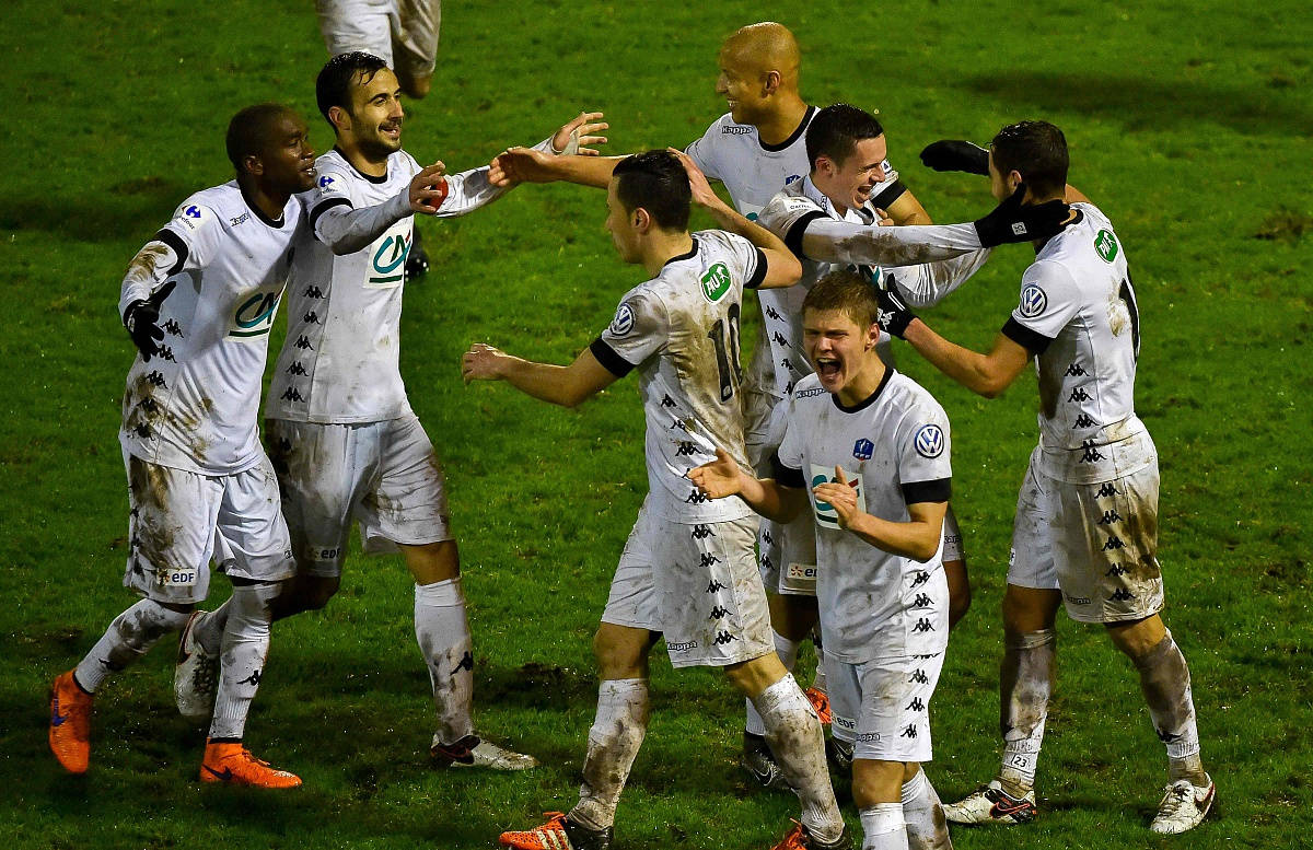 九州体育-亚伯拉罕以撒雅各的神原唱